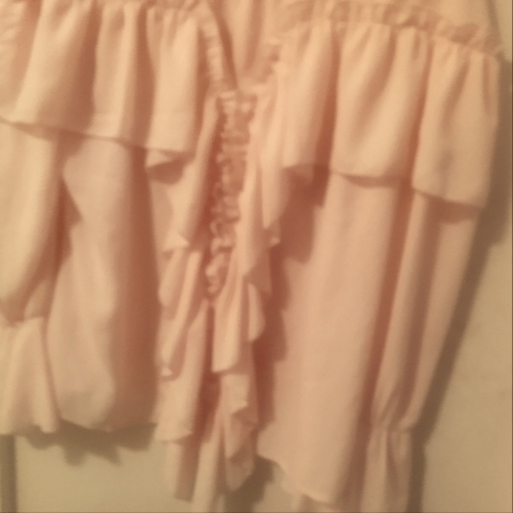 Romantic Ruffle blouse in ballet pink